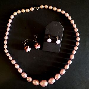 3-PIECE FAUX PINK PEARL NECKLACE AND AND 2 PAIR EARRINGS